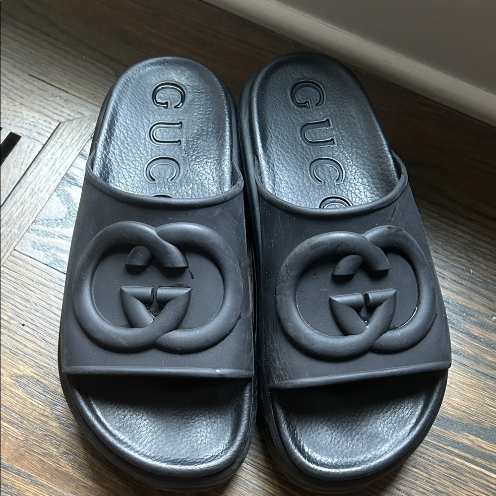 Gucci Black Logo Rubber Slide Sandals